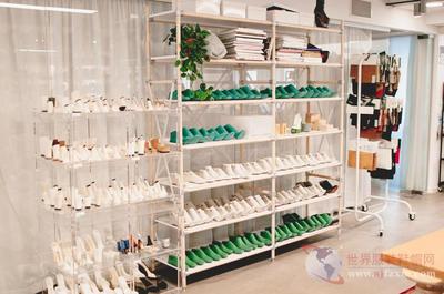 時(shí)尚零售新實(shí)驗(yàn) &OtherStories與Helena Carlberg合作打造零售空間“實(shí)驗(yàn)室”